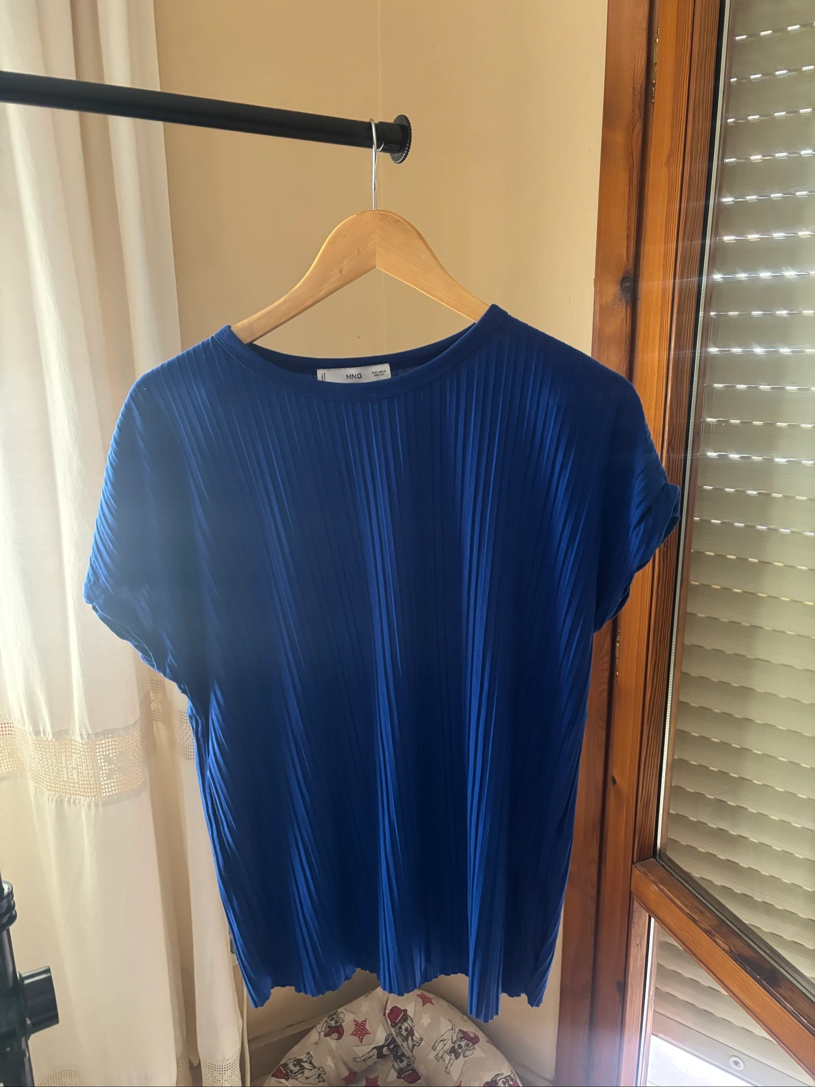 Camiseta pliegues azul marino – photo 2